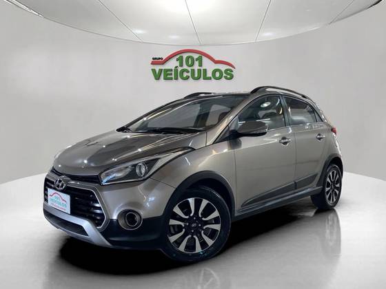 HYUNDAI HB20X 1.6 16V PREMIUM FLEX 4P AUTOMÁTICO